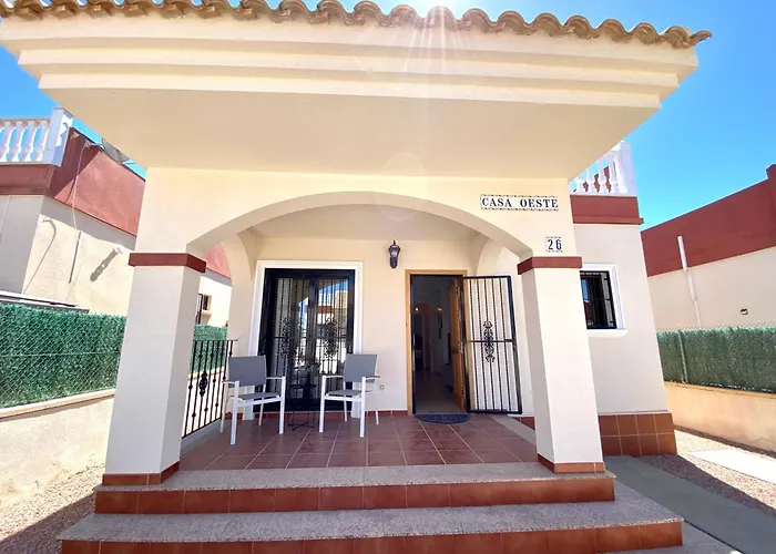 Vrijstaande Casa Oeste فيلة تورّيفيِخا